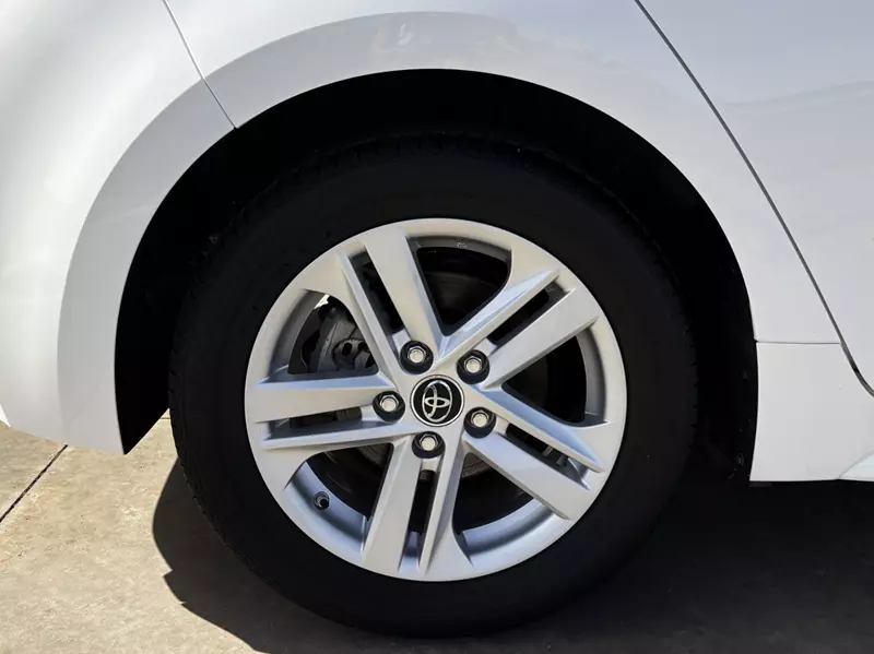 Toyota Corolla 1.8 125H Active E-CVT 122cv Hybrid 122 CV Automático